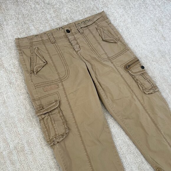 3 for $6 Calvin Klein Jeans Tan Crop Cargo Pants - Picture 3 of 12